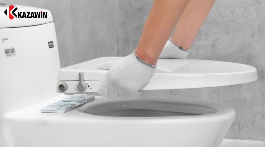Hướng Dẫn Cách Thay Nắp Bồn Cầu Chi Tiết Từng Bước