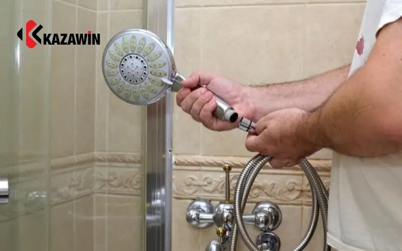 Sửa vòi sen tắm bị rò rỉ nước do gioăng hỏng